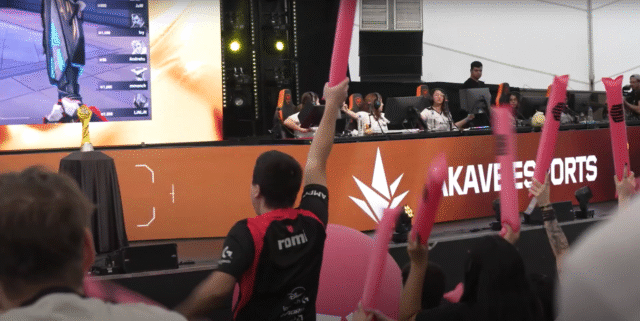 Akave enfrentando a KRÜ Esports en la edición pasada de AGS Argentina, duelo que terminó con victoria del campeón del sur.